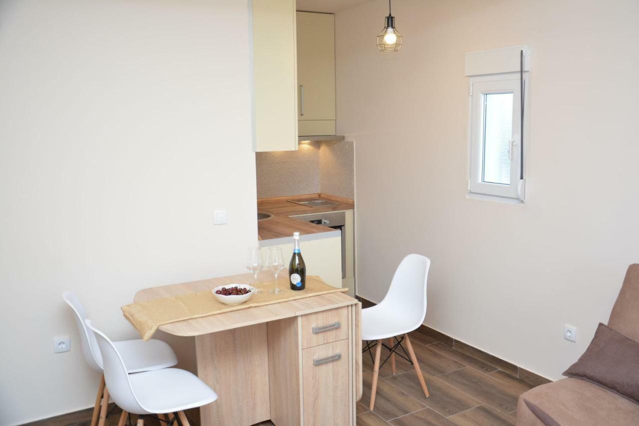Apartment Petra Teodo Esterno foto